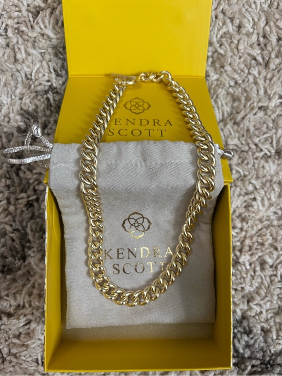 Kendra Scott Jewelry - Kendra Scott Whitley Chain Necklace in Vintage Gold